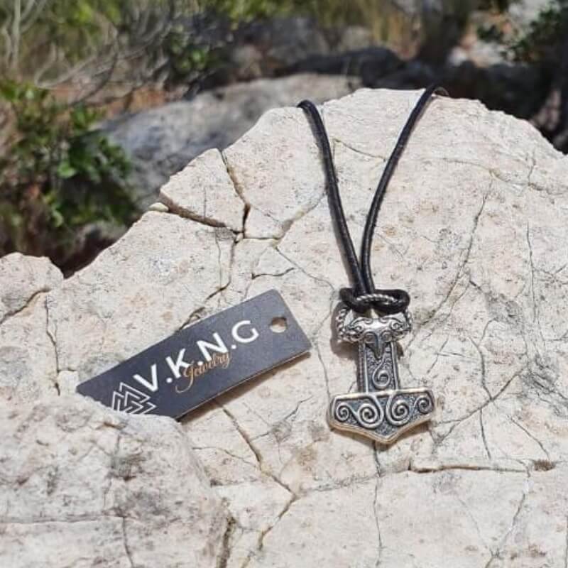 Small thor's sale hammer pendant