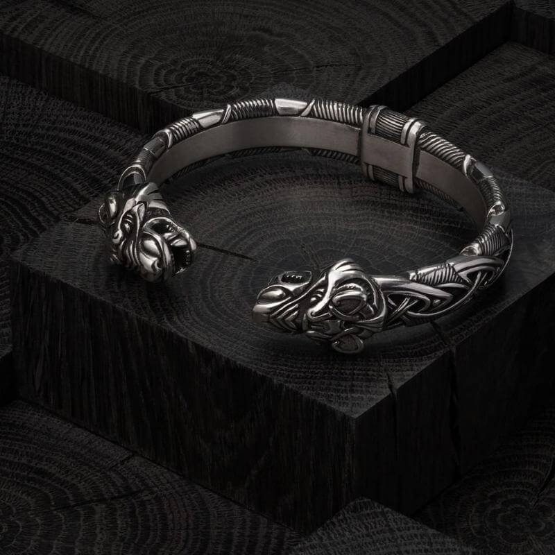 Sterling silver hot sale wolf bracelet