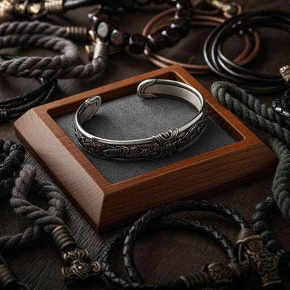 Wikinger Kunst Armreif | Handgefertigt Viking | vkngjewelry Schmuck –